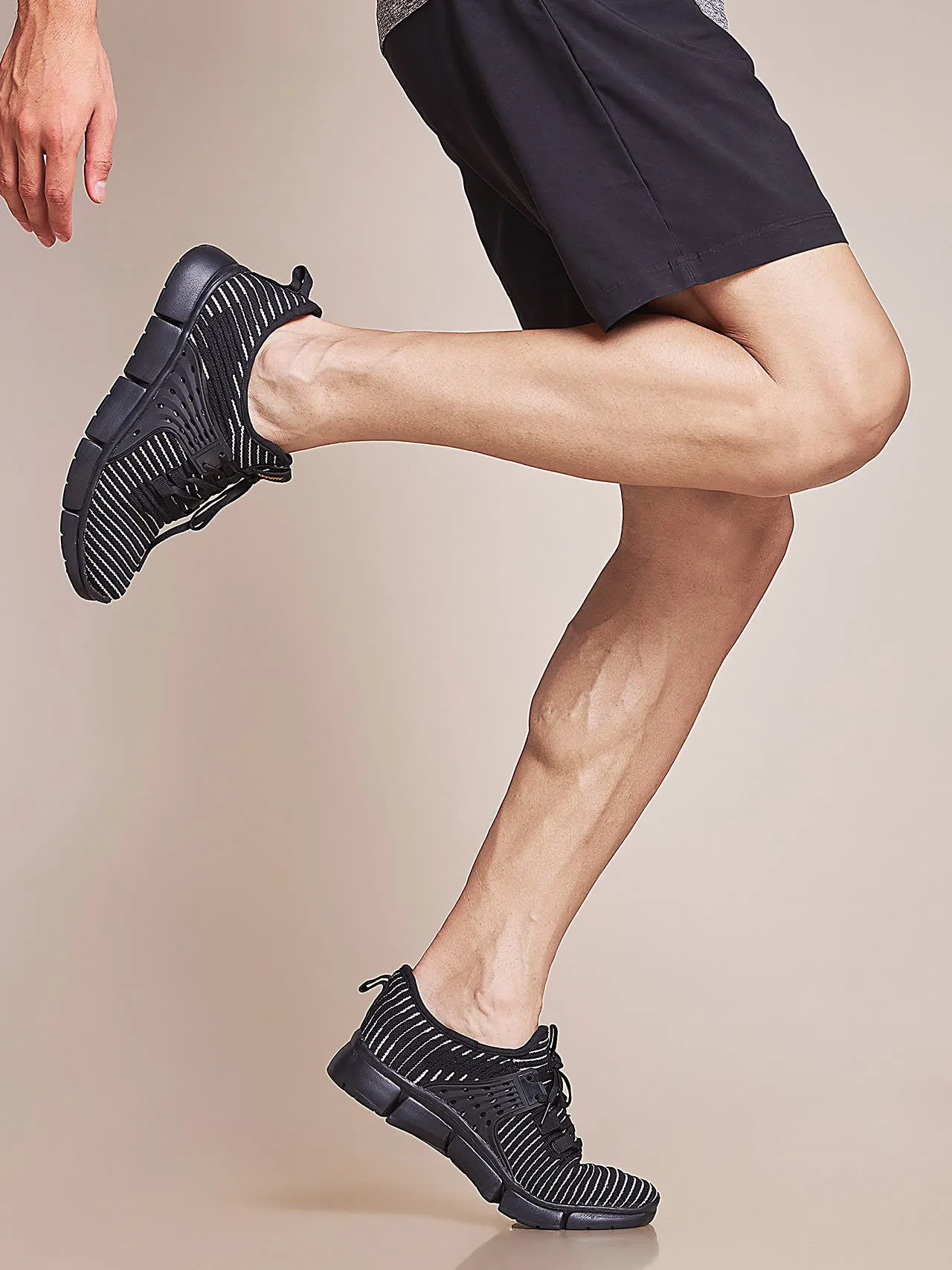 Avant Men’s EasyGait Running and Walking shoes- Black