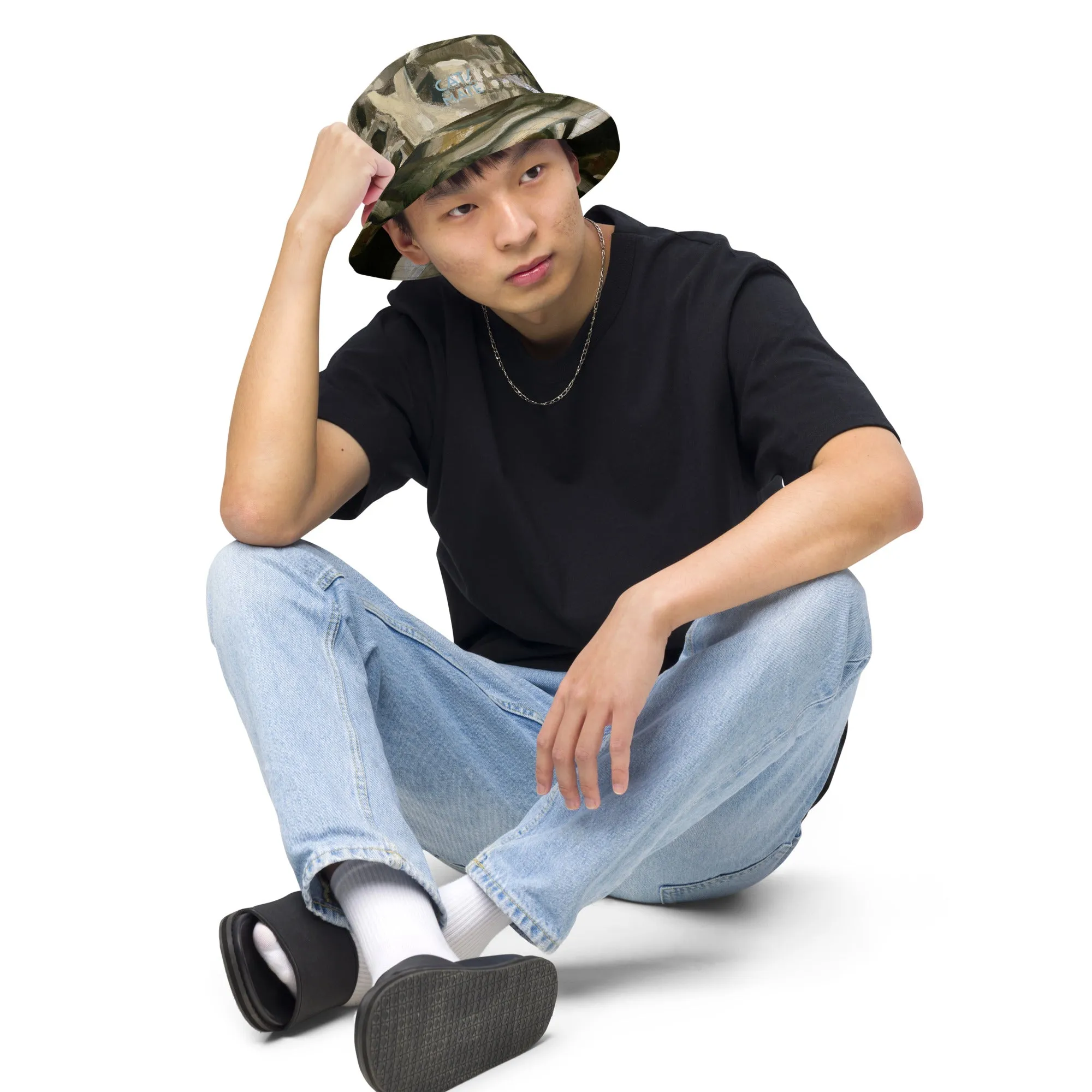 CatsAndThatMate03 "smokin skull" Reversible bucket hat