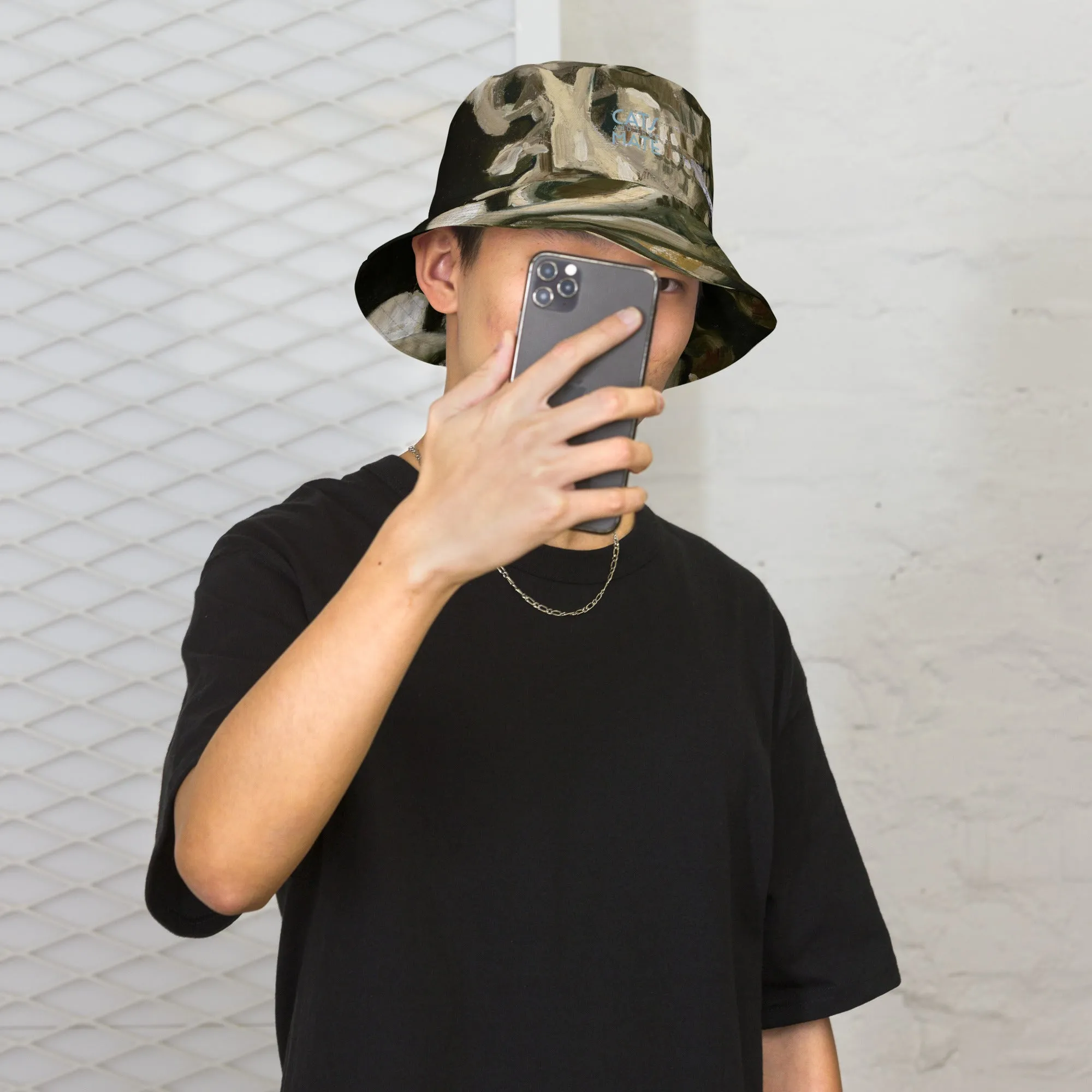 CatsAndThatMate03 "smokin skull" Reversible bucket hat