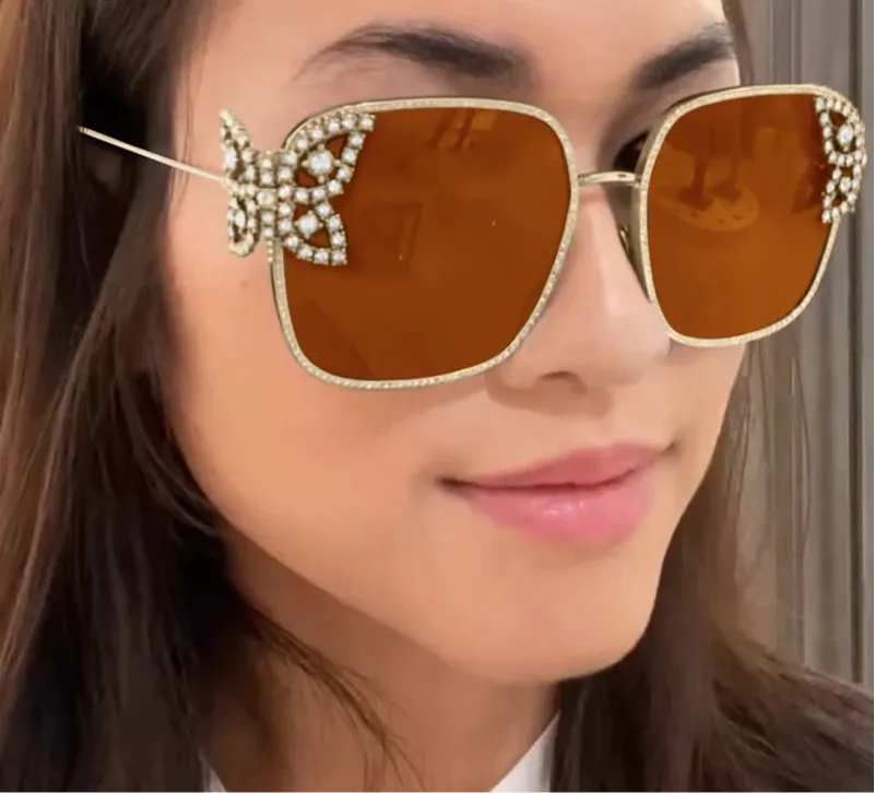 EM Women Rhinestone Butterfly Frame Sun Glasses