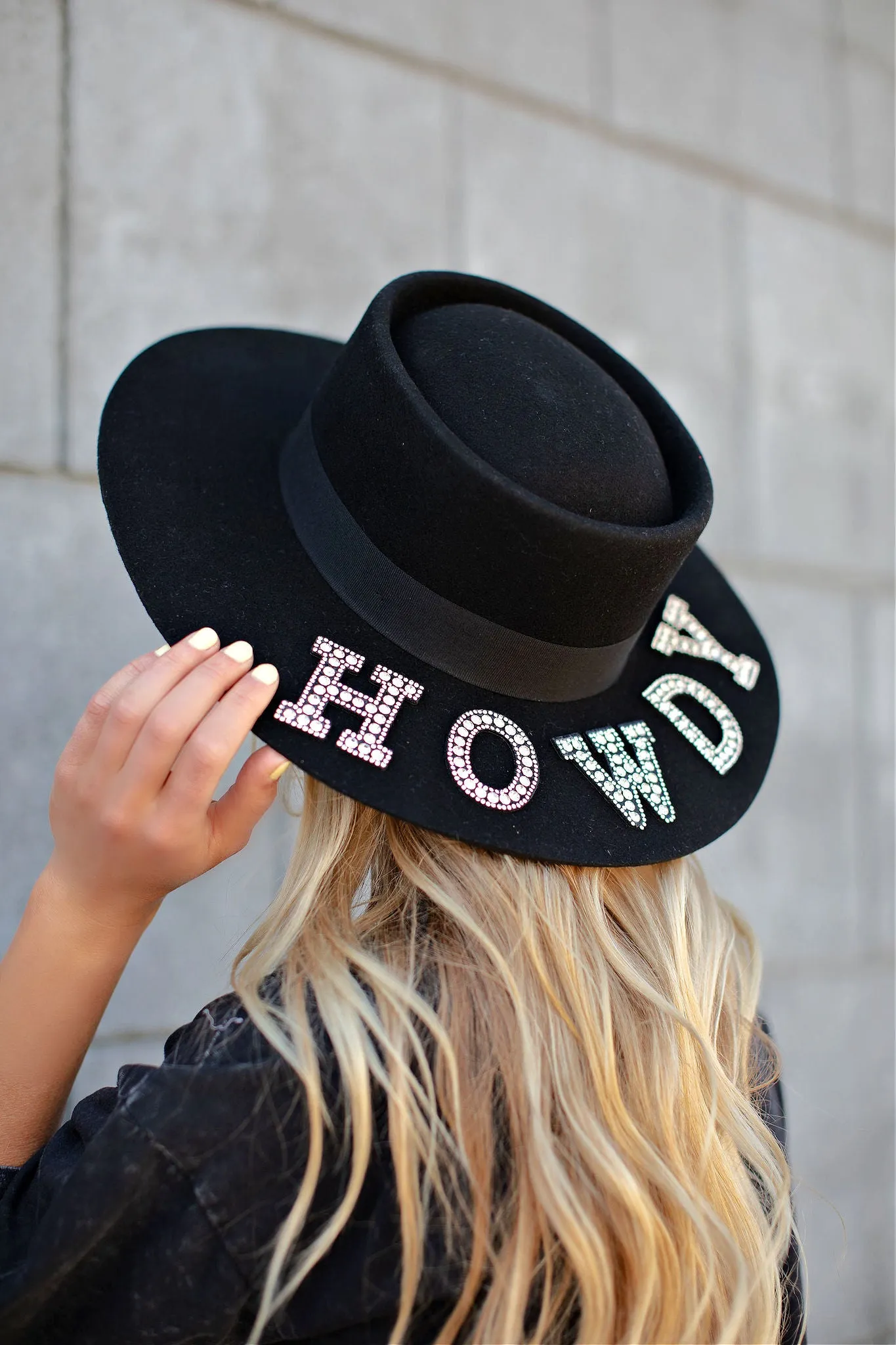 FINAL SALE!! "Howdy" Wool Hat in Black in 2 Styles