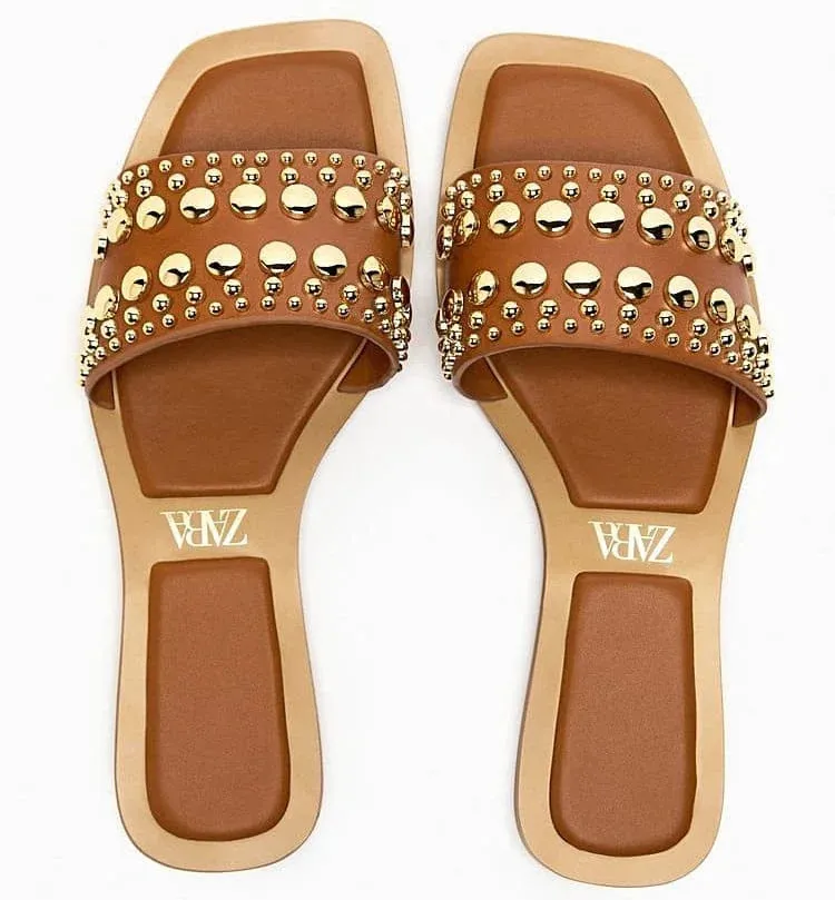 VINYL SLIDER SANDALS WITH STUDS - BROWN